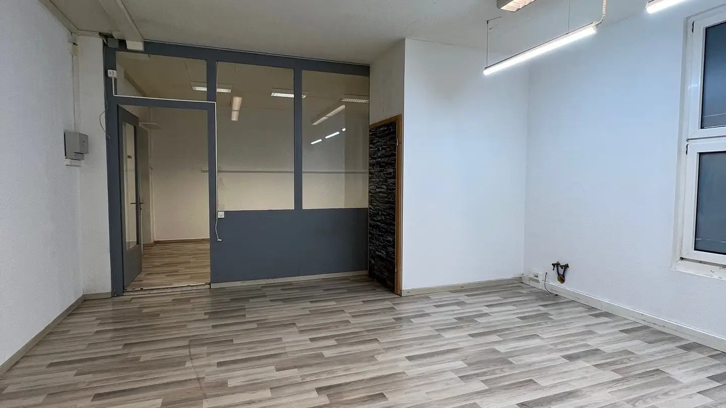 Gewerbe mieten - Suhrerstrasse 24, 5036 Oberentfelden - Foto 3