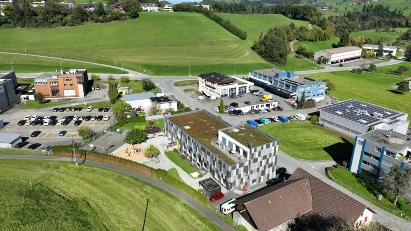 Mischgenutztes Gebäude kaufen - 6345 Neuheim - Foto 3