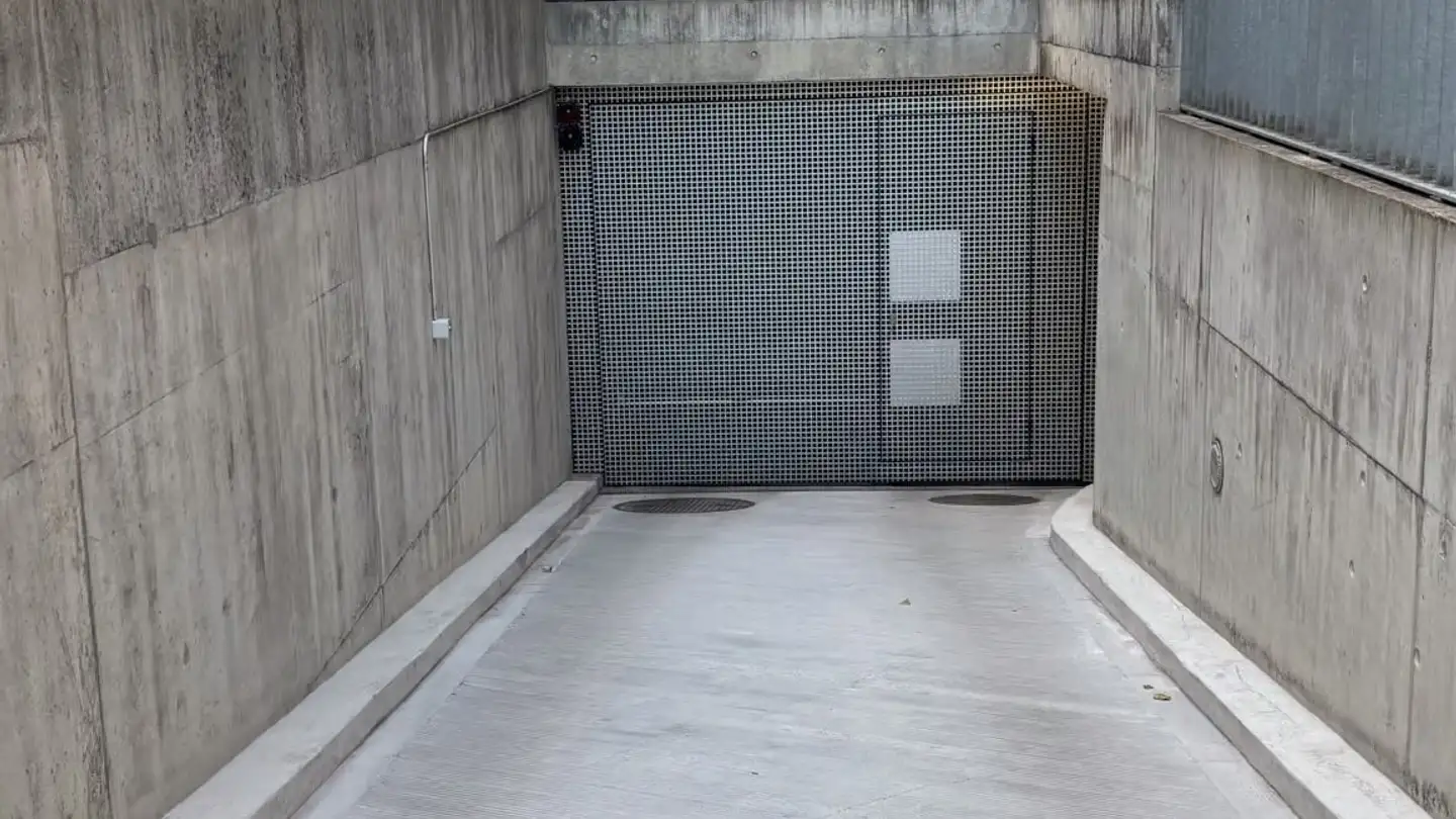 Place de parking souterraine à louer - Siewerdtstrasse 15, 8050 Zürich