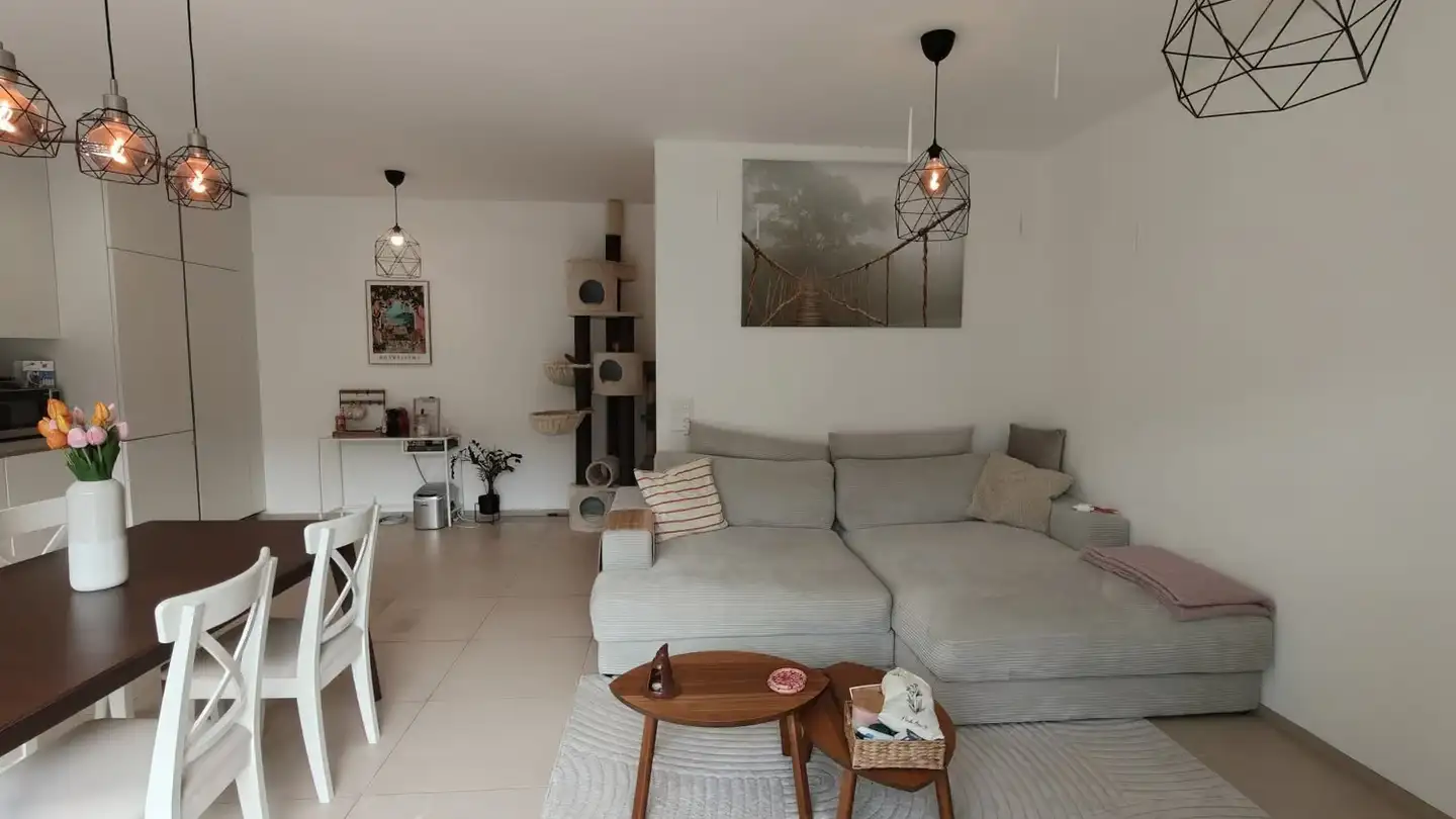 Appartement à louer - 8753 Mollis