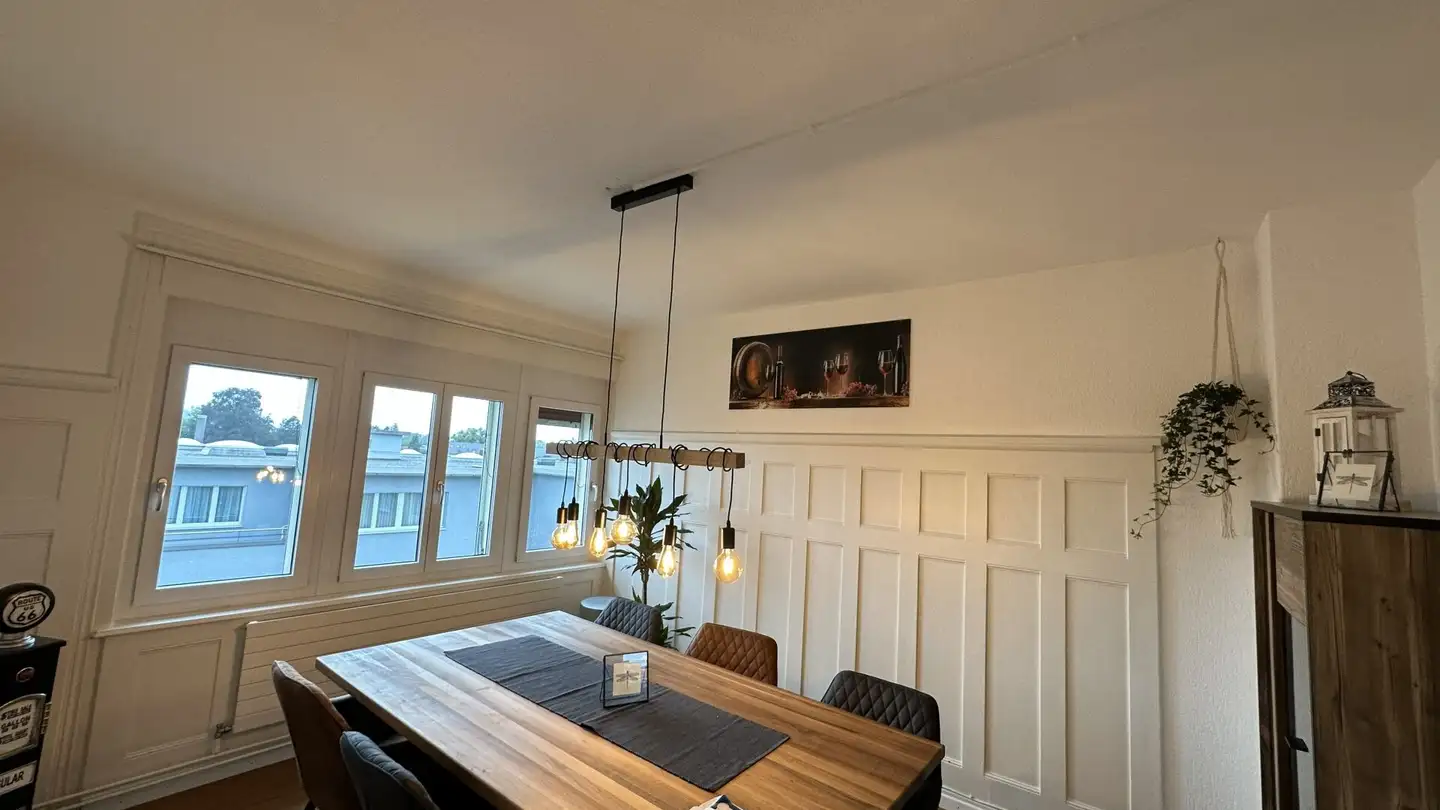 Dachgeschosswohnung mieten - Bronschhoferstrasse, 9500 Wil SG - Foto 2