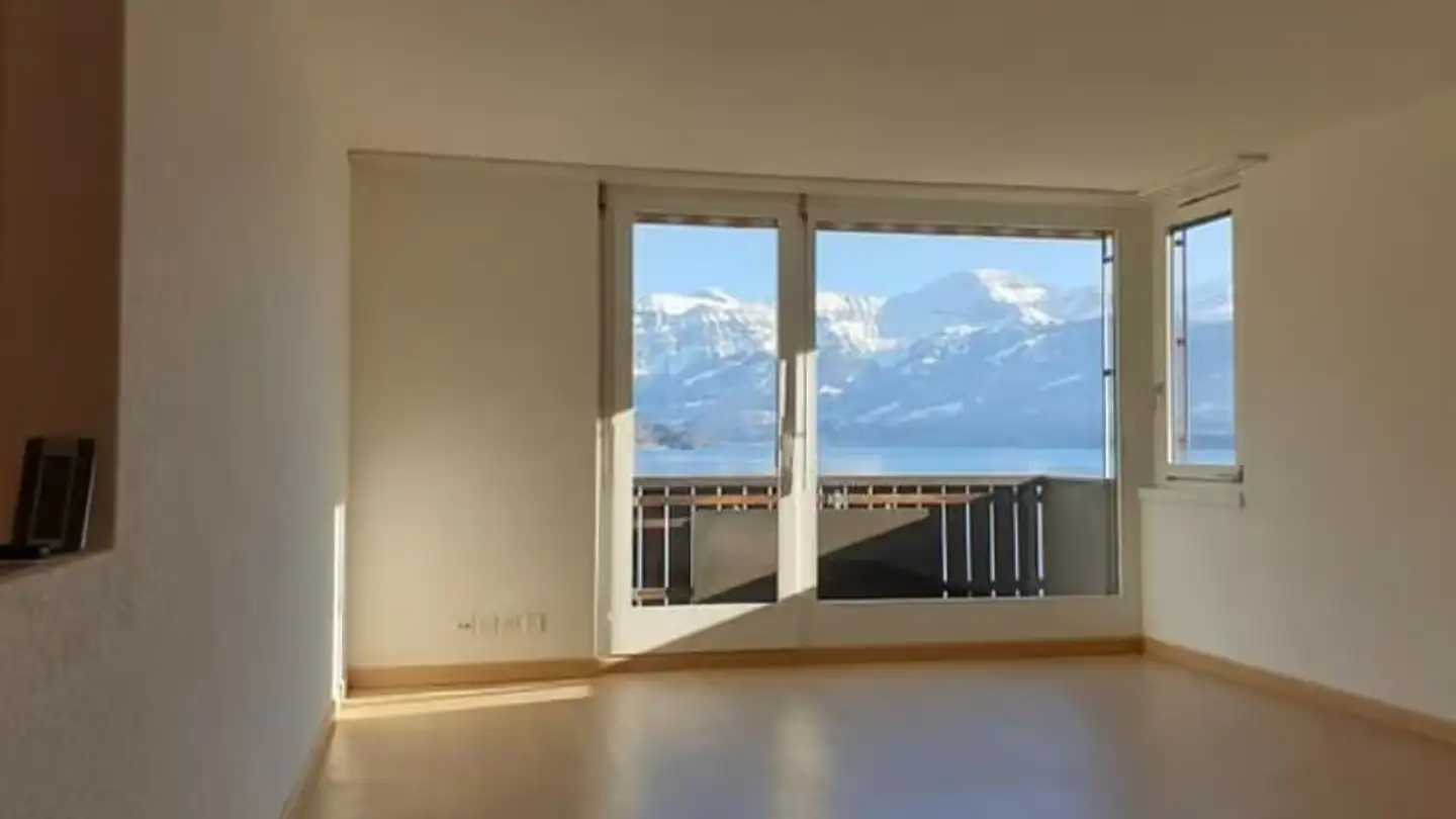 Wohnung mieten - Seestrasse 98, 3654 Gunten - Foto 2