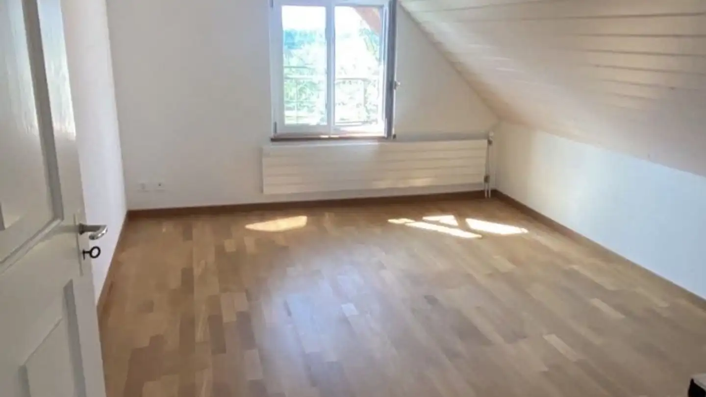 Single room for rent - 2575 Täuffelen