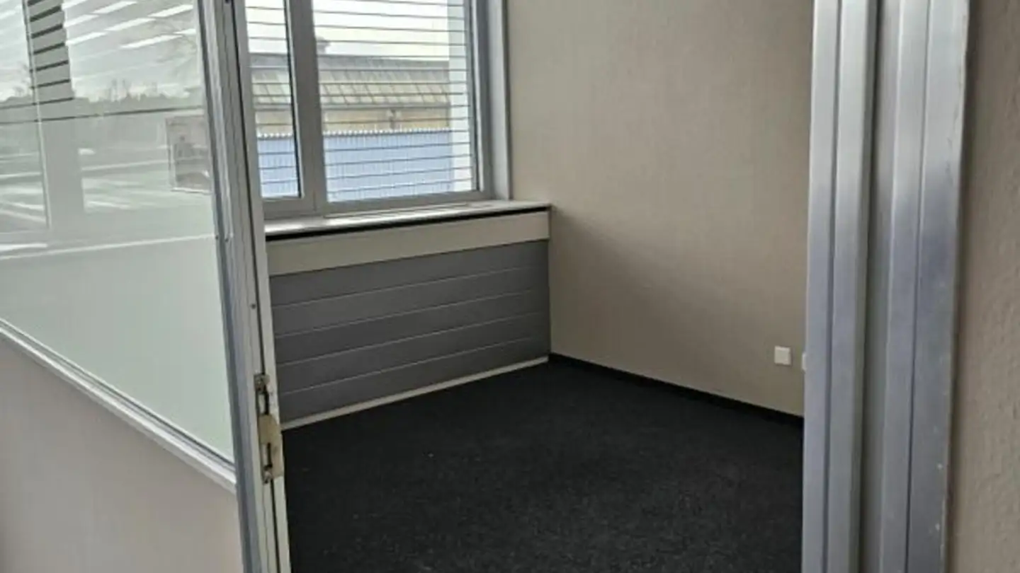 Commerciale in affitto - Schloss-Strasse 13, 2560 Nidau - Foto 4