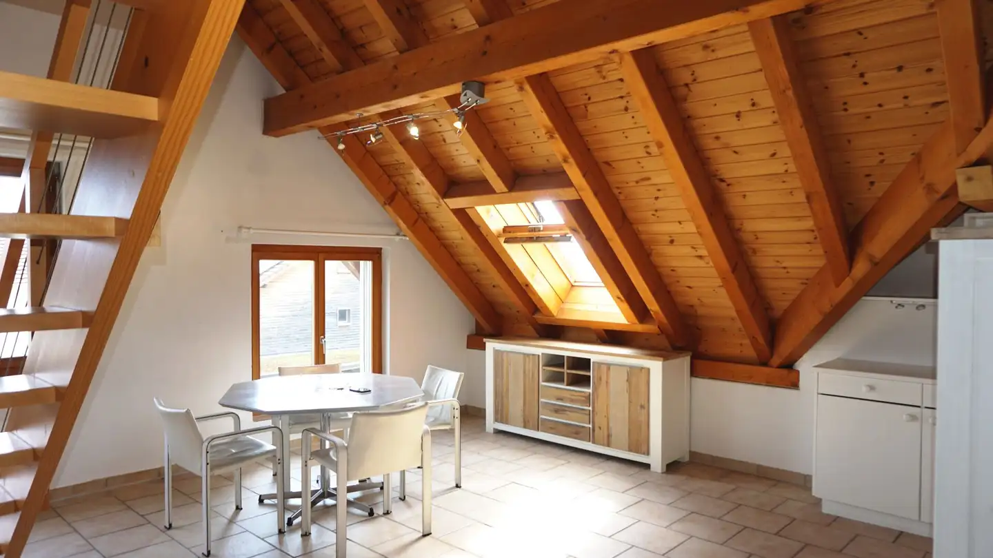 Dachgeschosswohnung mieten - Lohrenstrasse, 8722 Kaltbrunn