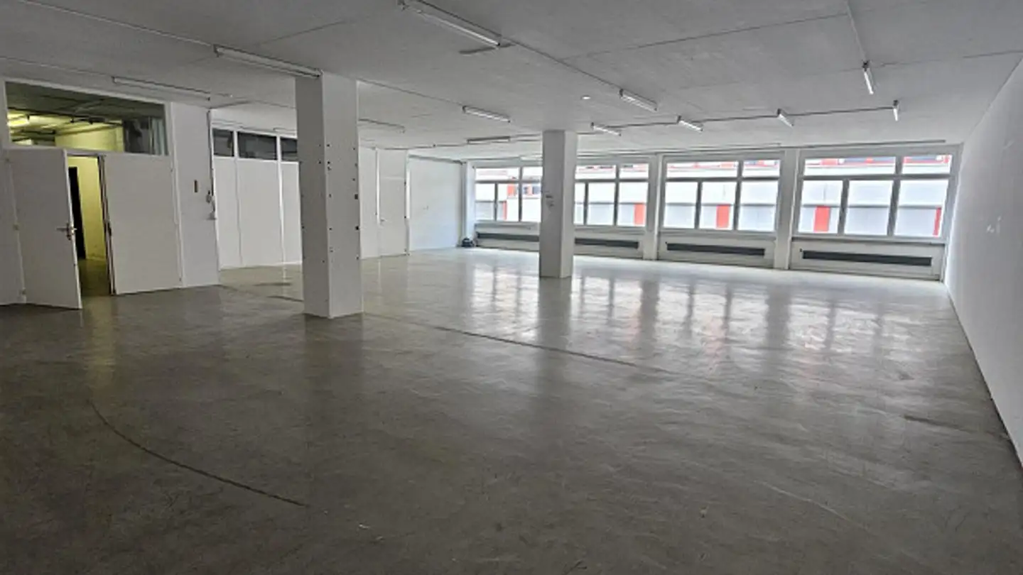 Espace de stockage à louer - Lohwisstrasse 48, 8123 Ebmatingen - Photo 3