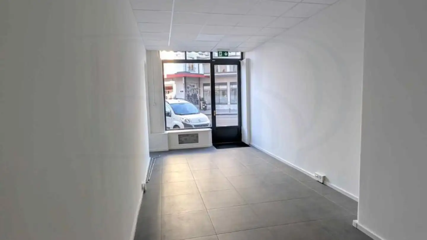 Arcade for rent - Rue De Carouge 95, 1205 Genève