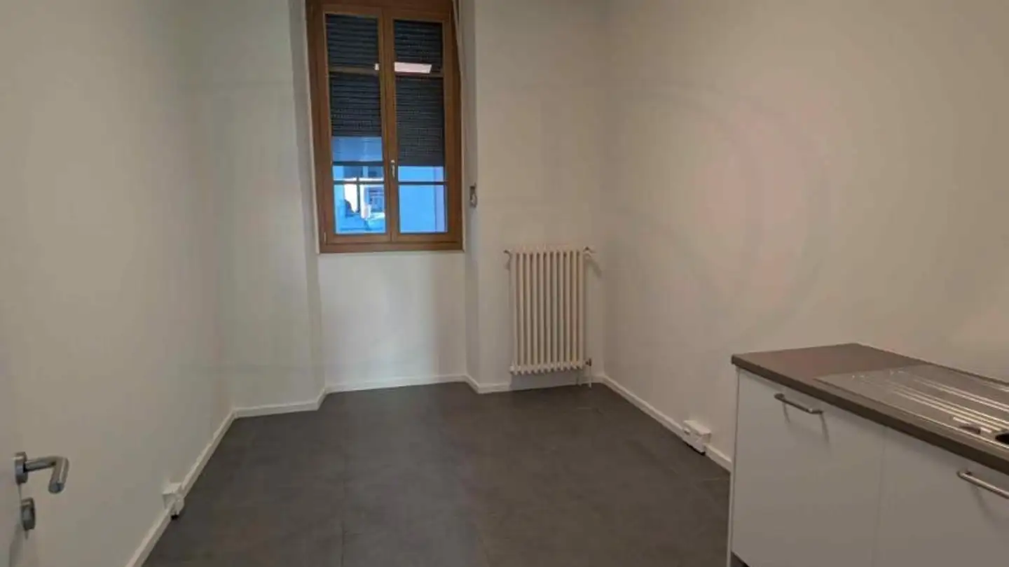 Arcade for rent - Rue De Carouge 95, 1205 Genève - Photo 4