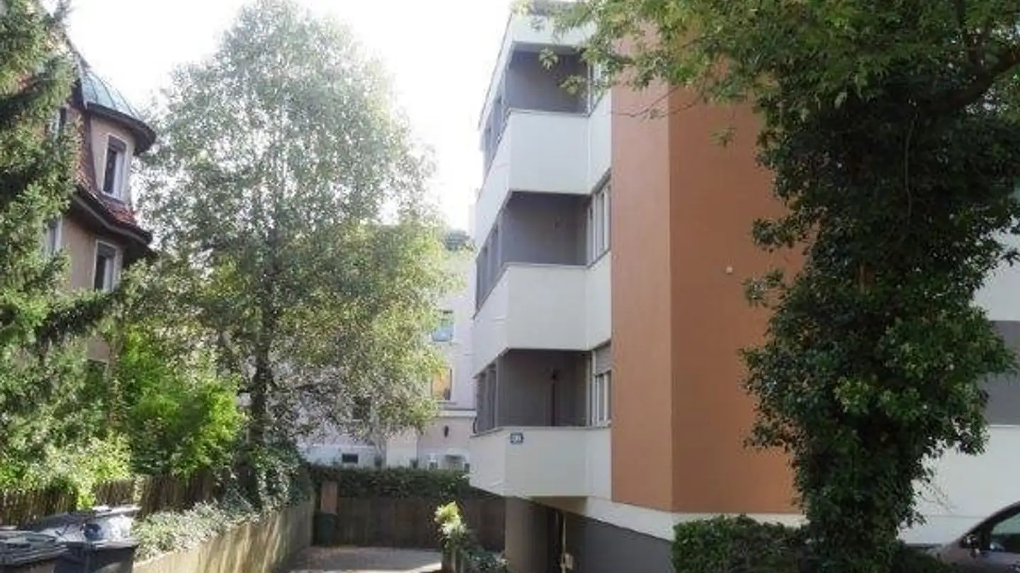 Outdoor parking space for rent - Viktoriastrasse 60, 8050 Zürich