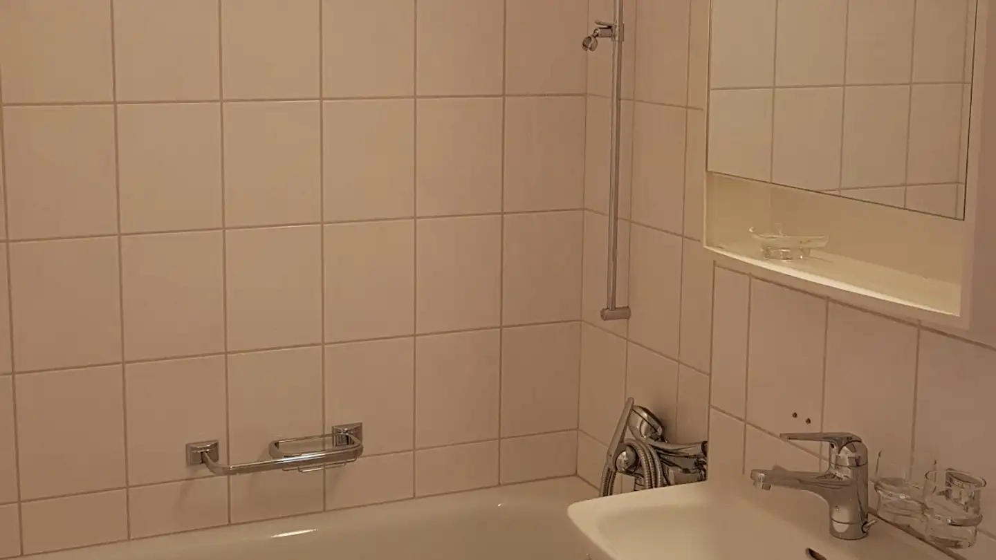 Appartamento in affitto - Adlibogenstrasse 21, 8155 Niederhasli - Foto 2