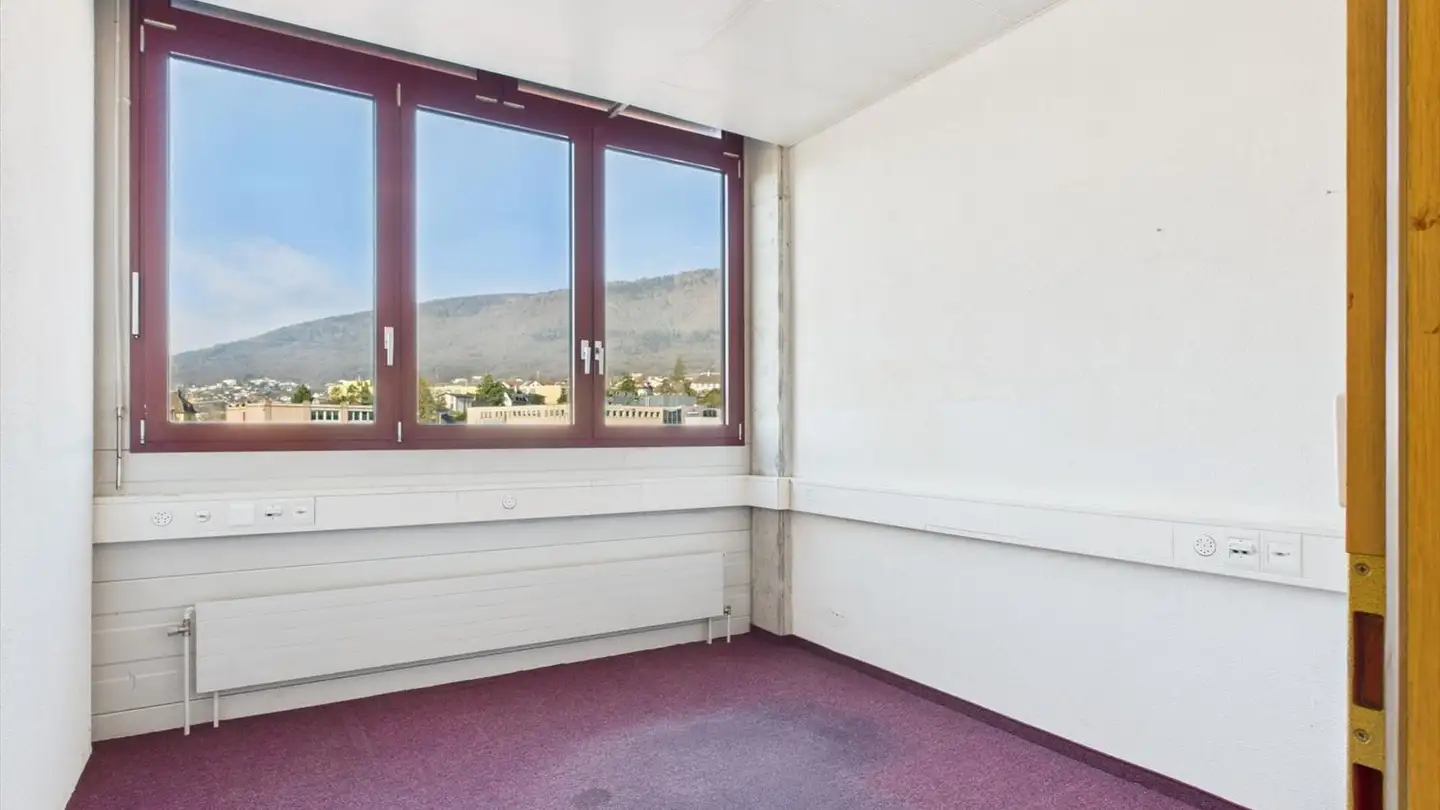 Spazio ufficio in affitto - Avenue Des Pâquiers, 2072 St-Blaise - Photo 2