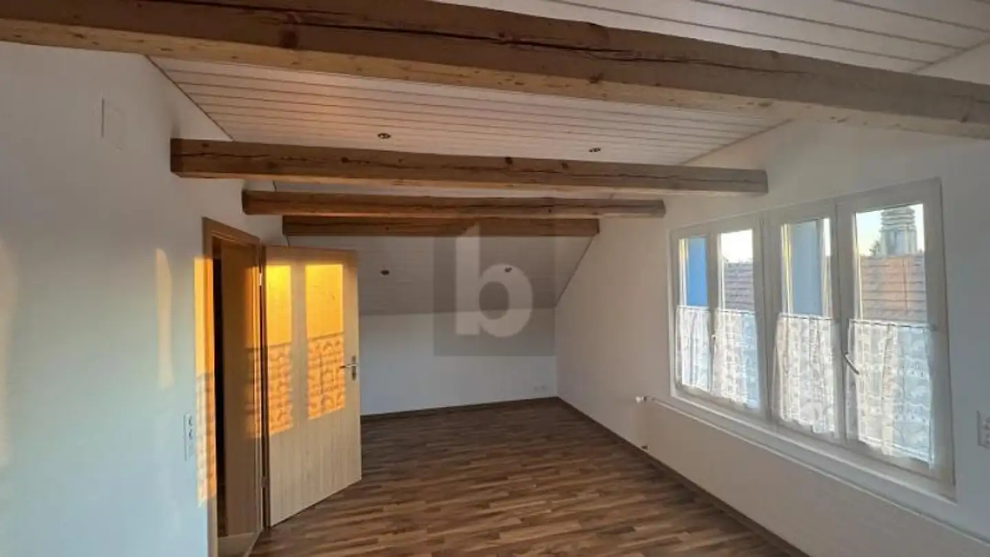 Penthouse for rent - 4912 Aarwangen - Photo 2