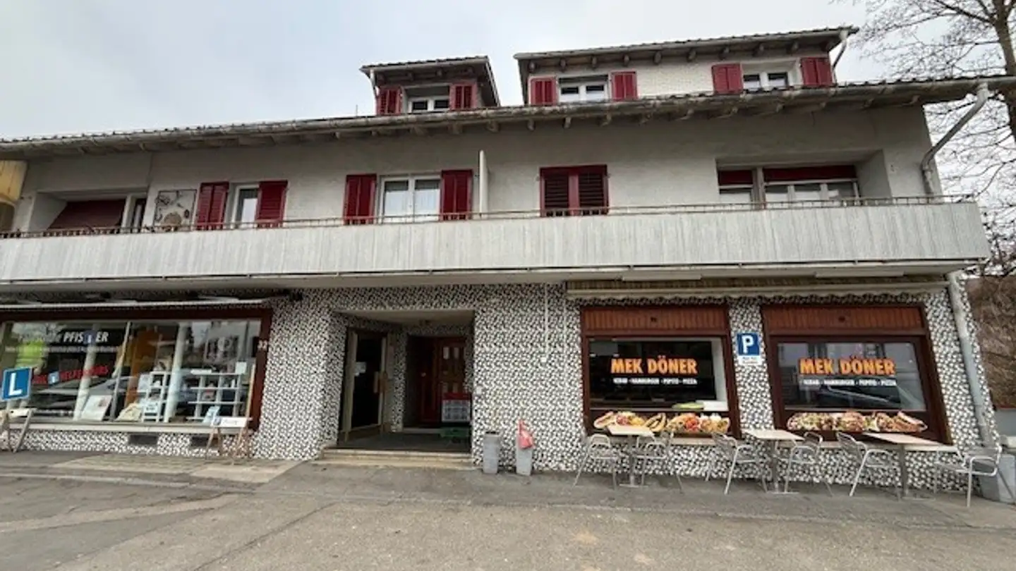 Hobby room for rent - Rütibach 12, 8340 Hinwil