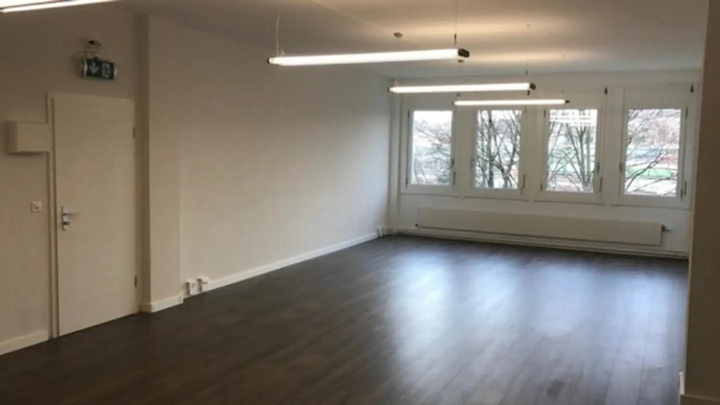 Spazio ufficio in affitto - Zone Industrielle Le Trési 9b, 1028 Préverenges