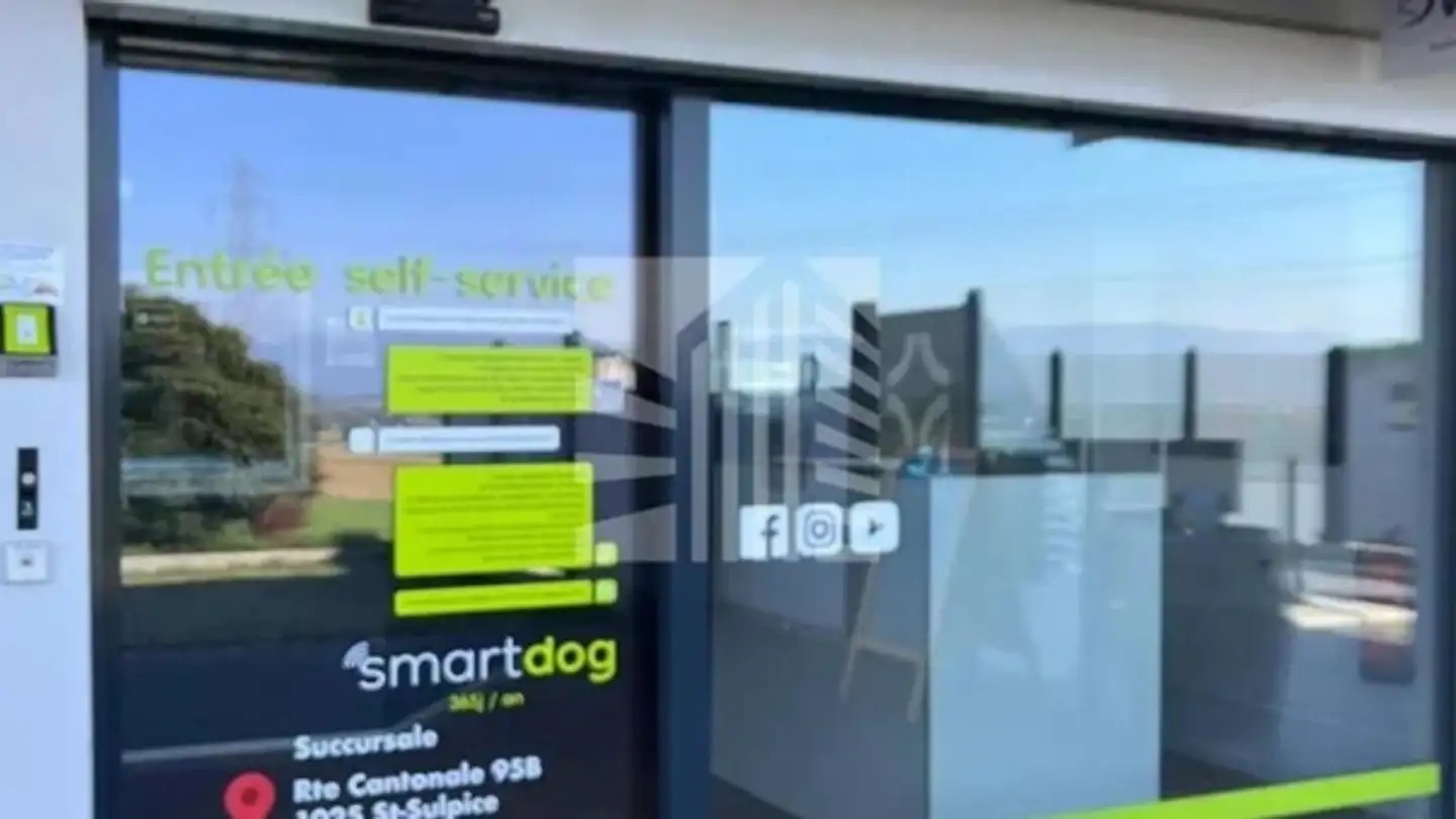 Commercial à louer - Route D'echallens 5, 1042 Assens