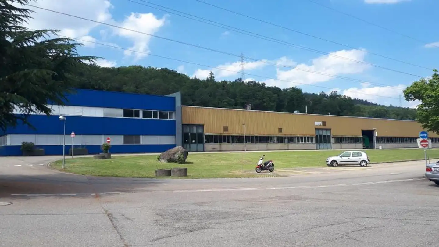 Parcheggio esterno in affitto - Chemin Des Vernets 4, 2035 Corcelles NE