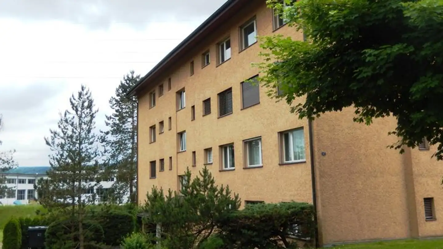 Place de parking extérieure à louer - Gumpisbüelstrasse, 8600 Dübendorf
