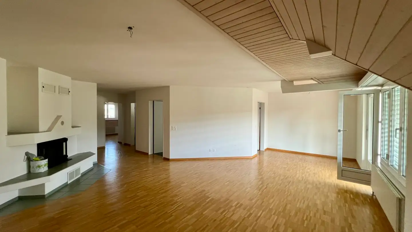 Dachgeschosswohnung mieten - Neugrütstrasse 16, 9542 Münchwilen TG