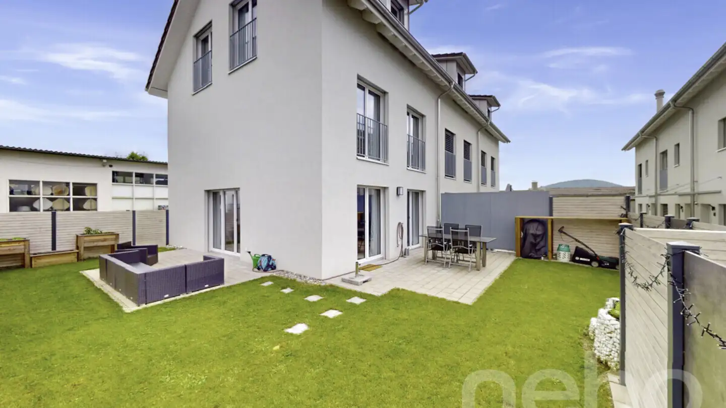 Row house for sale - 8214 Gächlingen