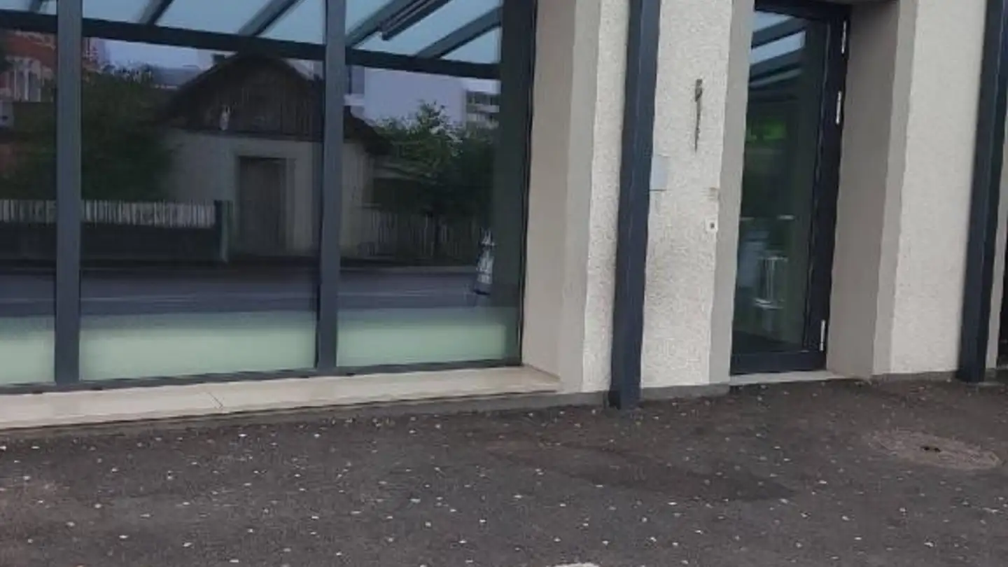 Commercial à louer - Rue Du Centre 2, 2525 Le Landeron - Photo 3