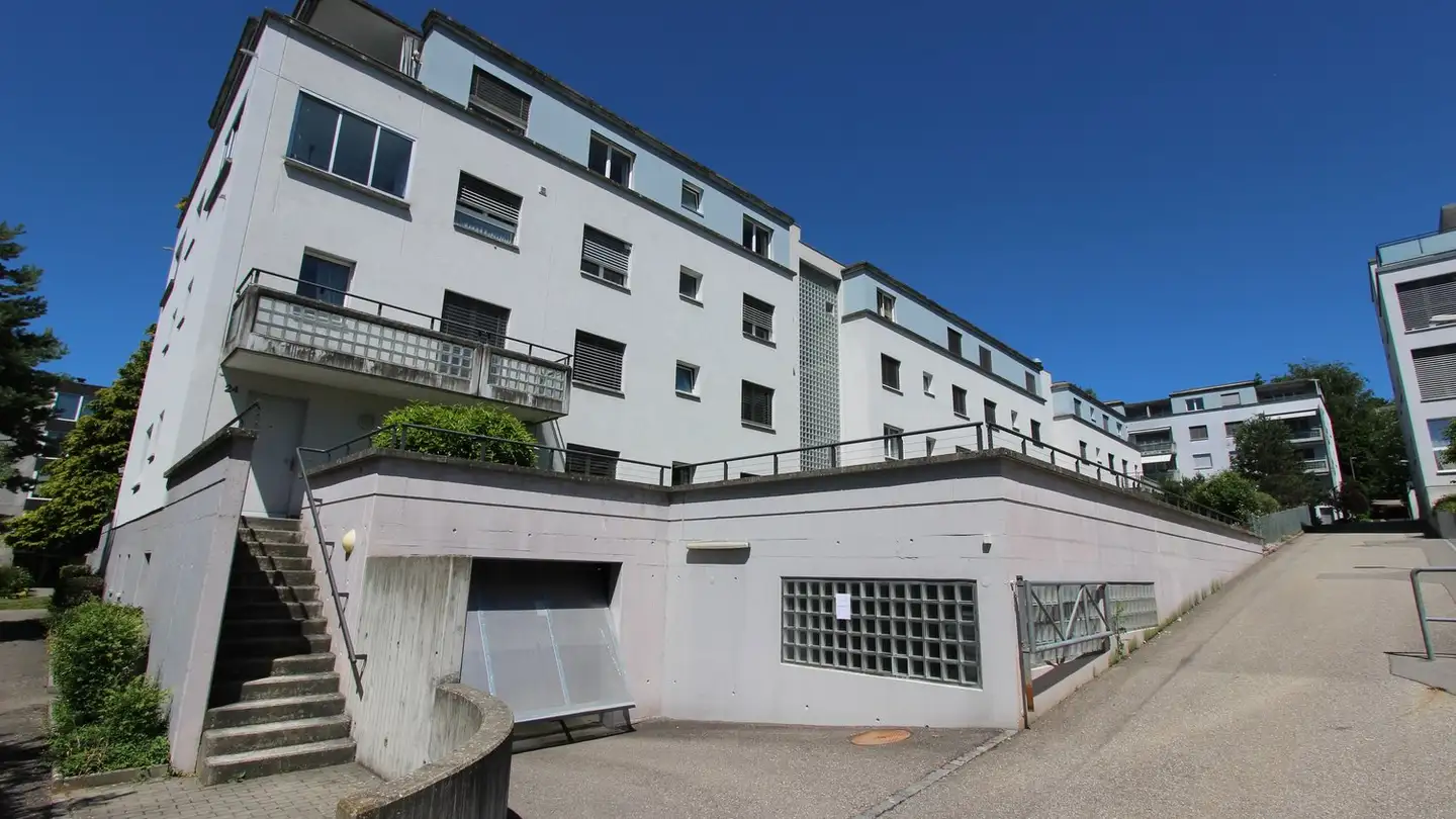 Parcheggio sotterraneo in affitto - Chemin De Schwadernau / Schwadernauweg 24, 2504 Biel/Bienne