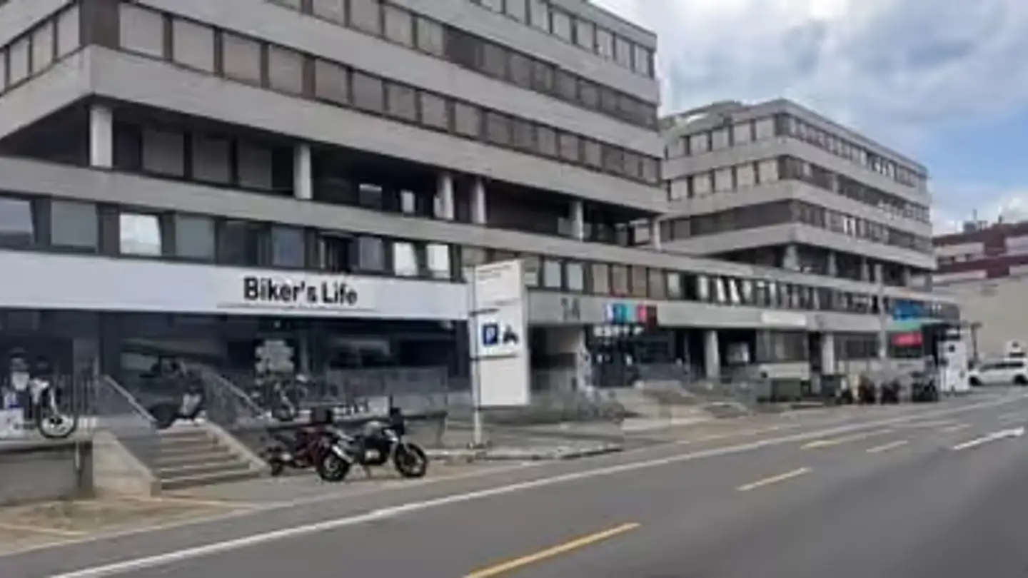 Bureau à louer - Industriestrasse 14, 8305 Dietlikon