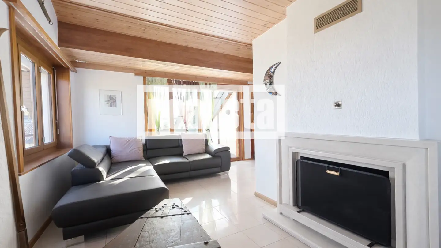 Attic flat for sale - Chemin Du Theyeret 14, 2017 Boudry - Photo 2