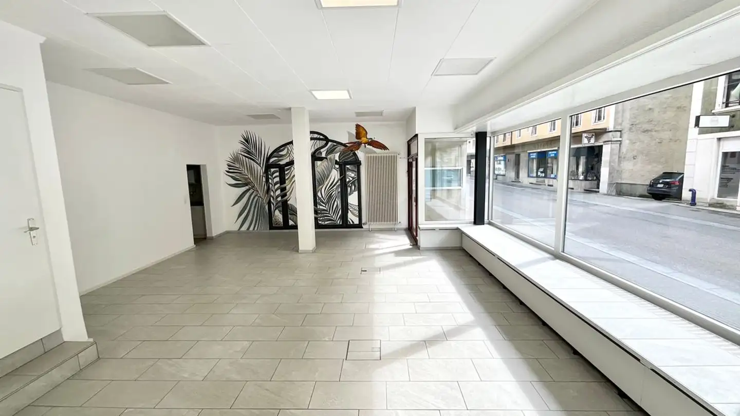 Department store for rent - Rue Docteur Schwab 1, 2610 St-Imier - Photo 3