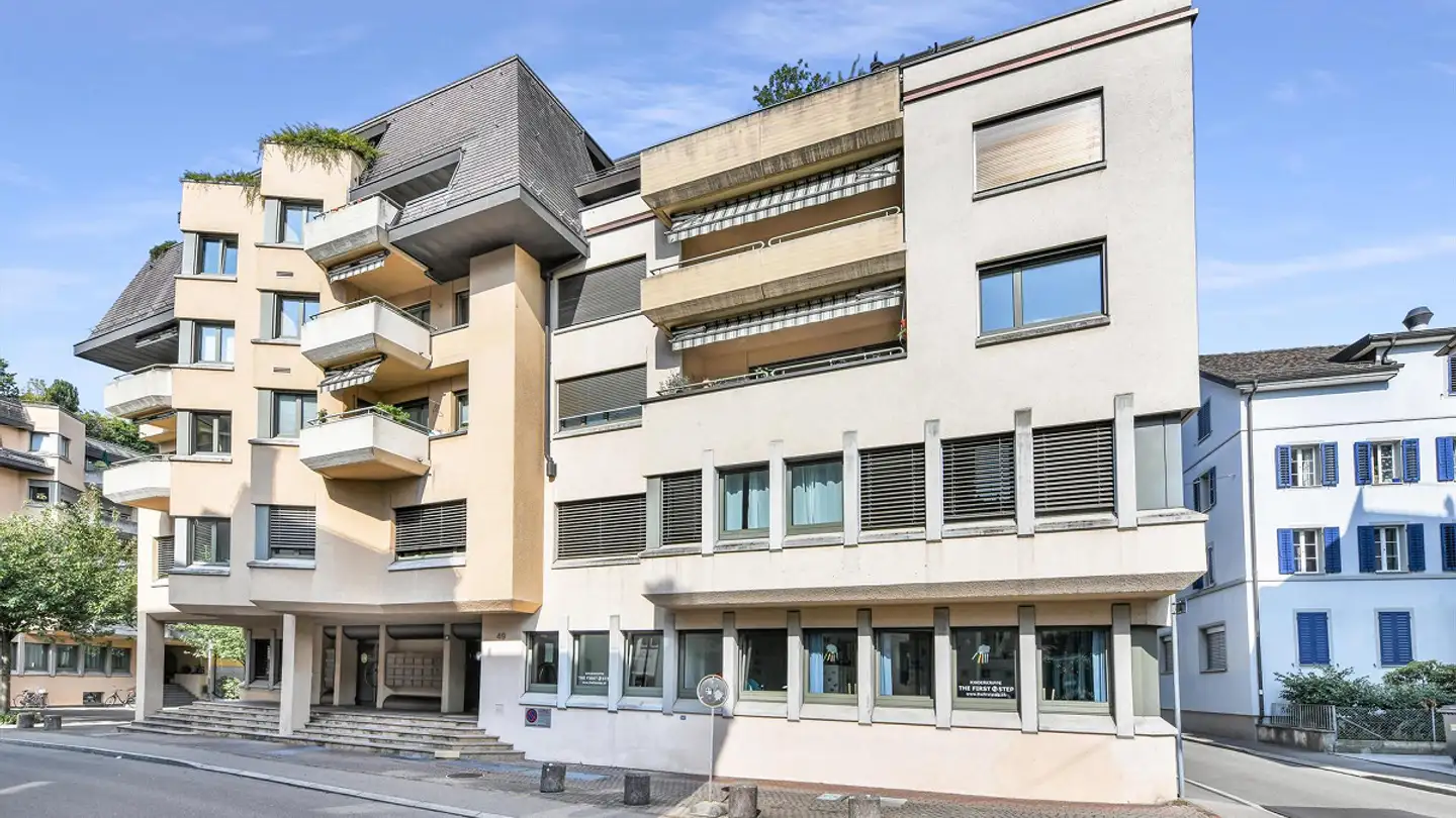 Place de parking souterraine à louer - Mainaustrasse 49, 8008 Zürich