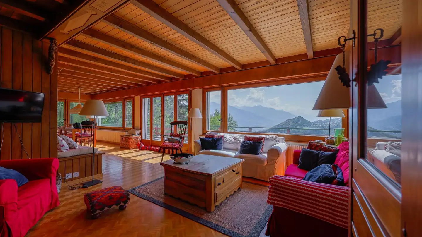 Chalet for sale - Route Des Rives 1, 1977 Icogne - Photo 2