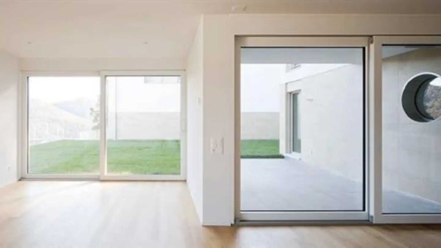 Villa for sale - 6927 Agra - Photo 4