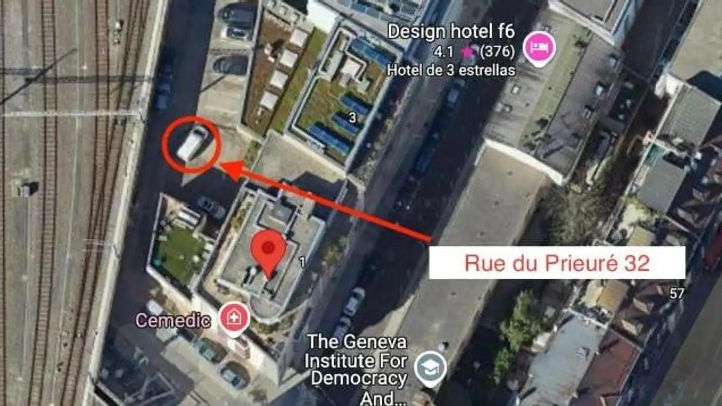 Outdoor parking space for rent - Rue Du Prieuré 32, 1202 Genève - Photo 2