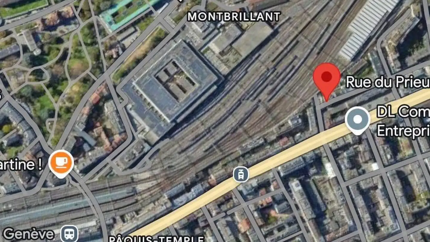 Outdoor parking space for rent - Rue Du Prieuré 32, 1202 Genève - Photo 3