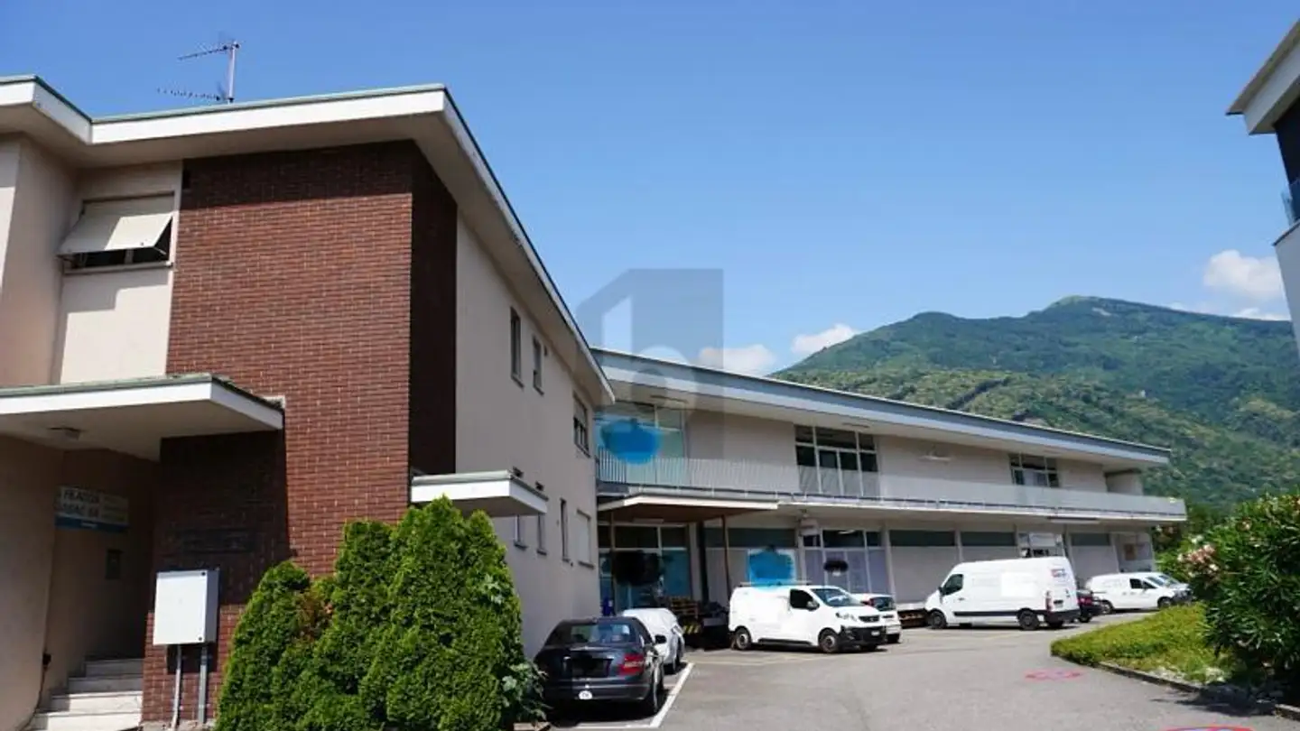 Edificio ad uso misto in vendita - 6814 Cadempino