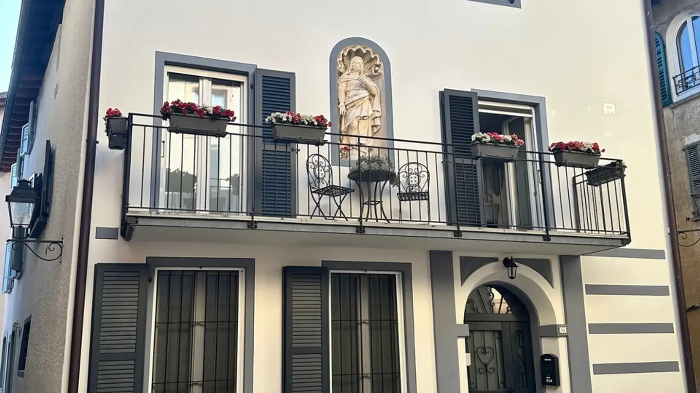 Single house for sale - 6815 Melide