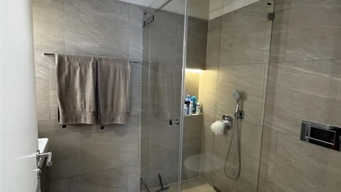 Apartment for rent - Bahnstrasse 5, 8424 Embrach - Photo 4