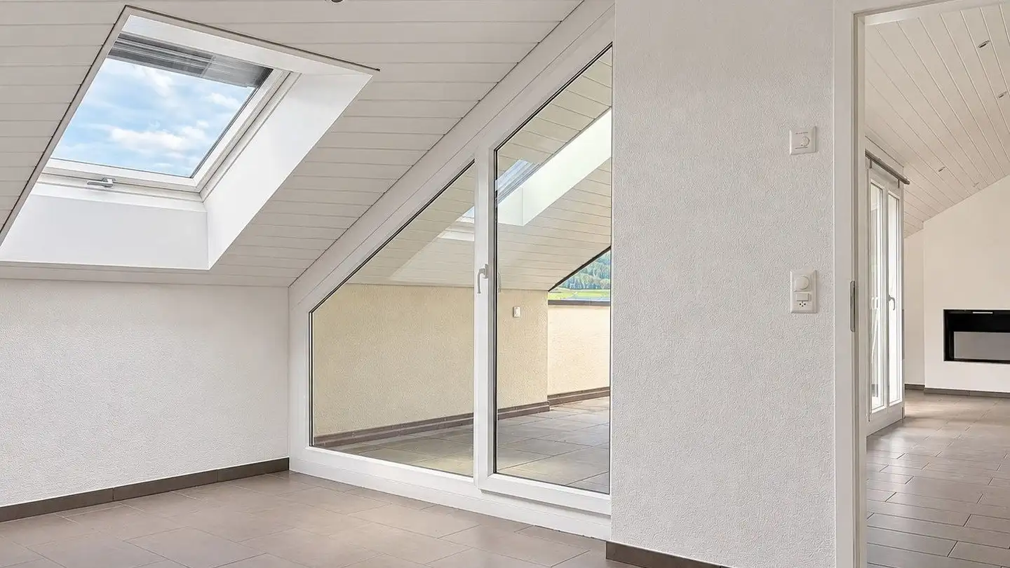 Attique à louer - Landstrasse 18, 8112 Otelfingen