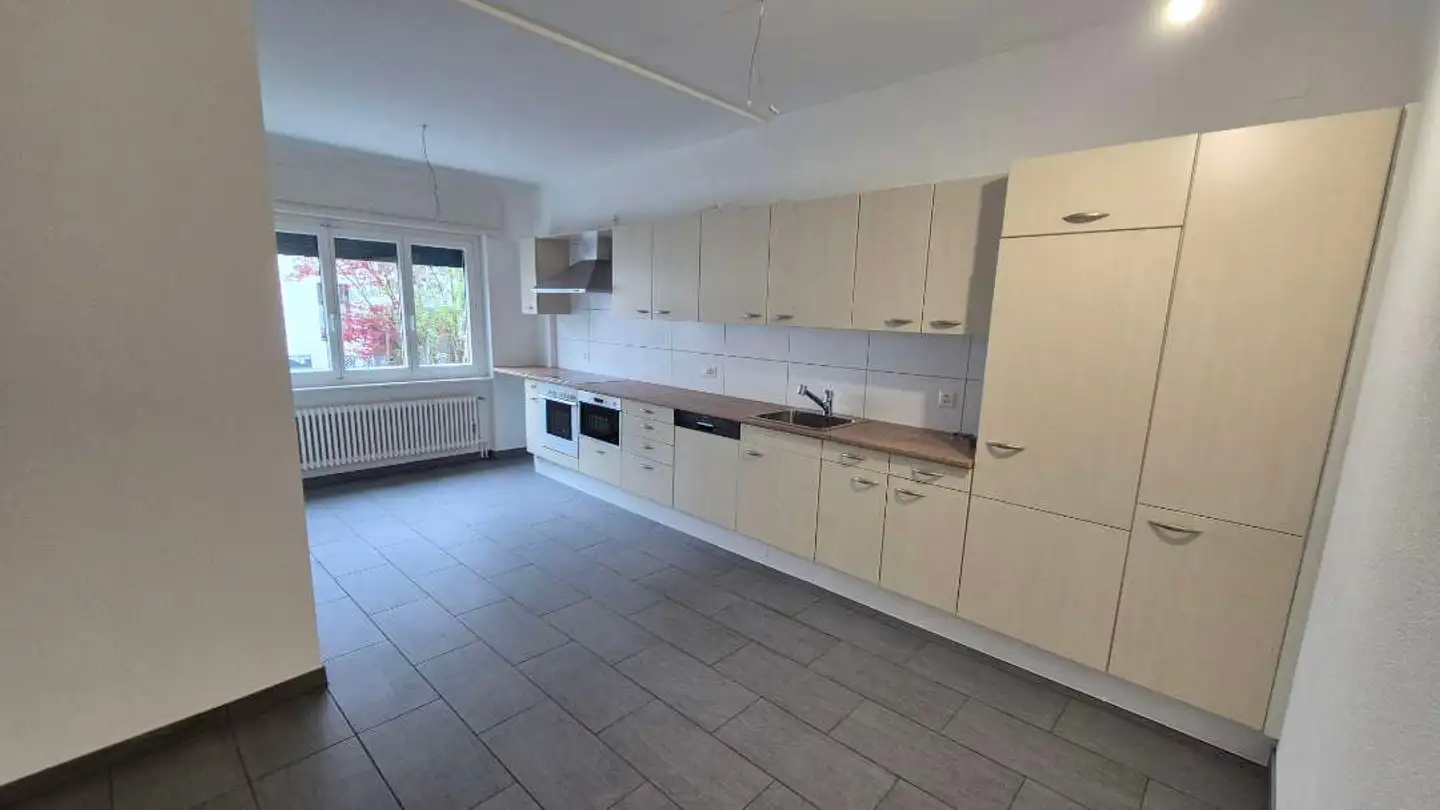 Appartamento in affitto - Ruelle de l'Eglise 1, 2740 Moutier - Foto 2