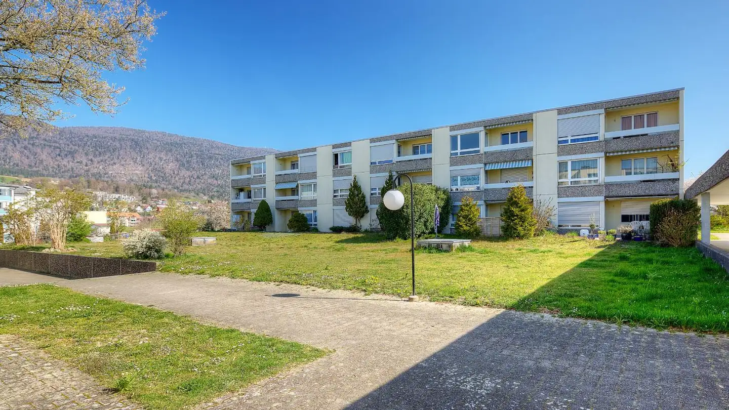 Underground parking space for rent - Denkmalweg 38a, 2543 Lengnau BE
