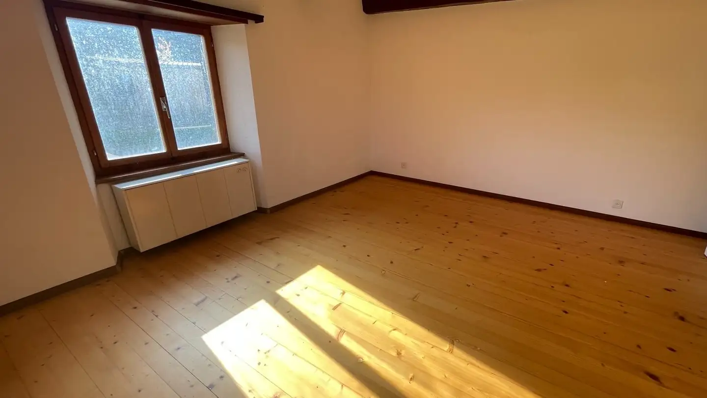 Single house for sale - 2922 Courchavon - Photo 3