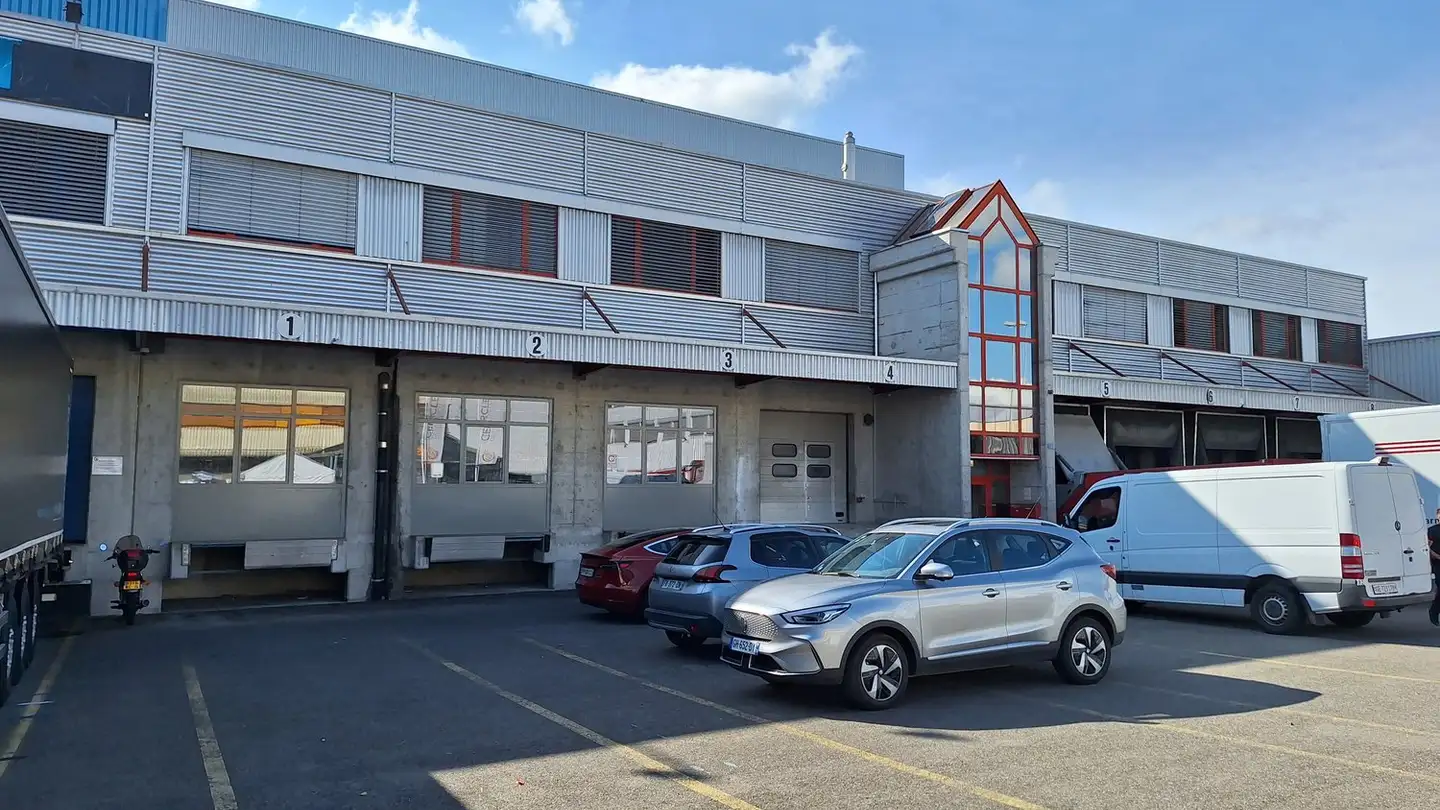 Immeuble industriel à louer - Rue Des Sablières 12, 1242 Satigny - Photo 2