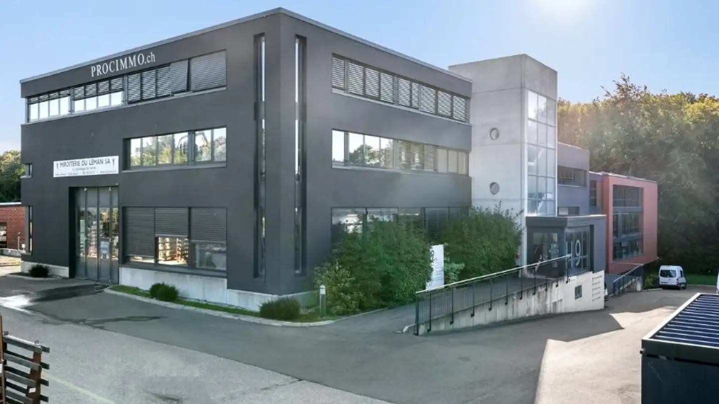 Gewerbe mieten - En Budron H 9, 1052 Le Mont-sur-Lausanne