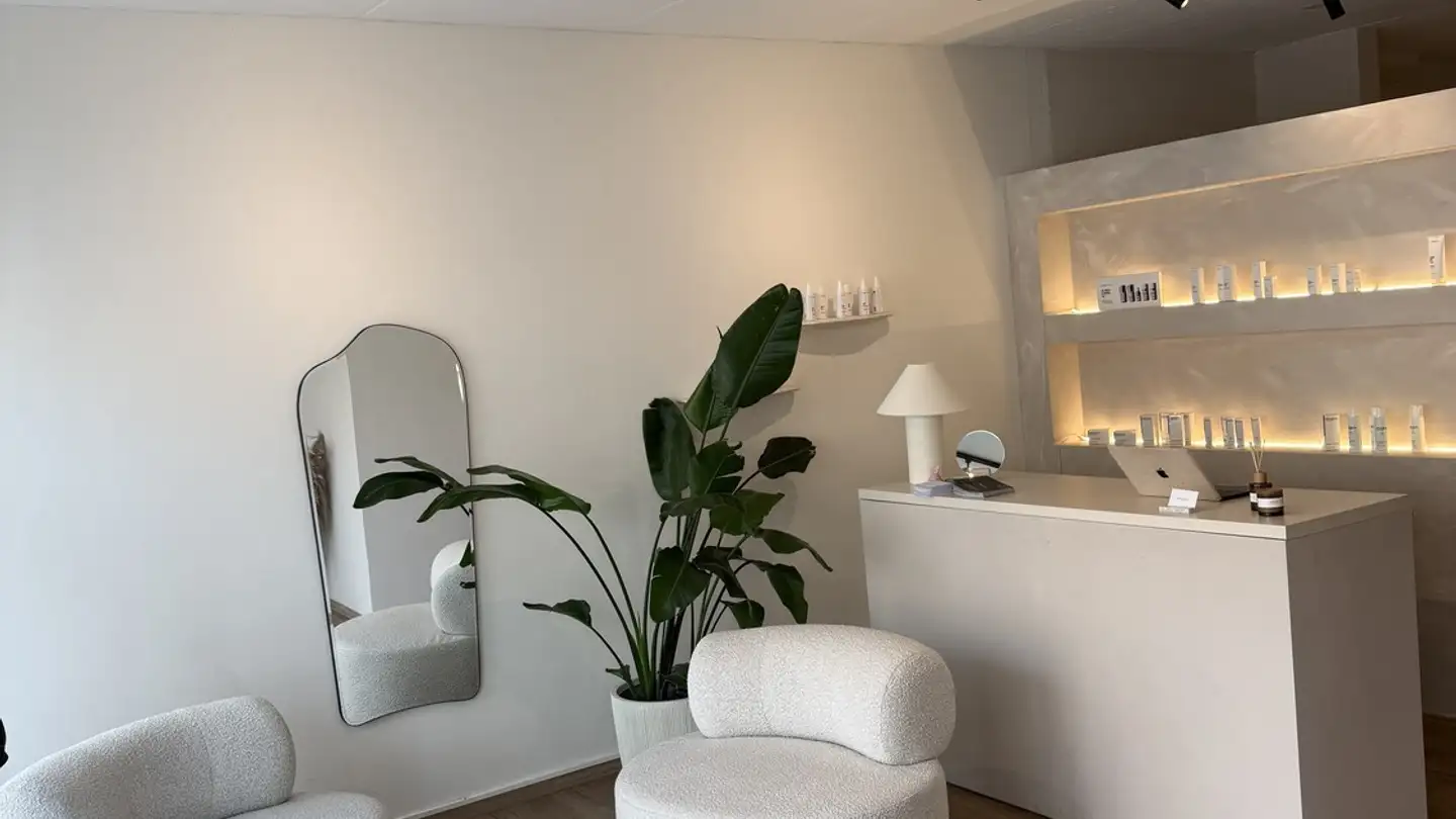 Commercial for rent - Schaffhauserstrasse 123, 8302 Kloten
