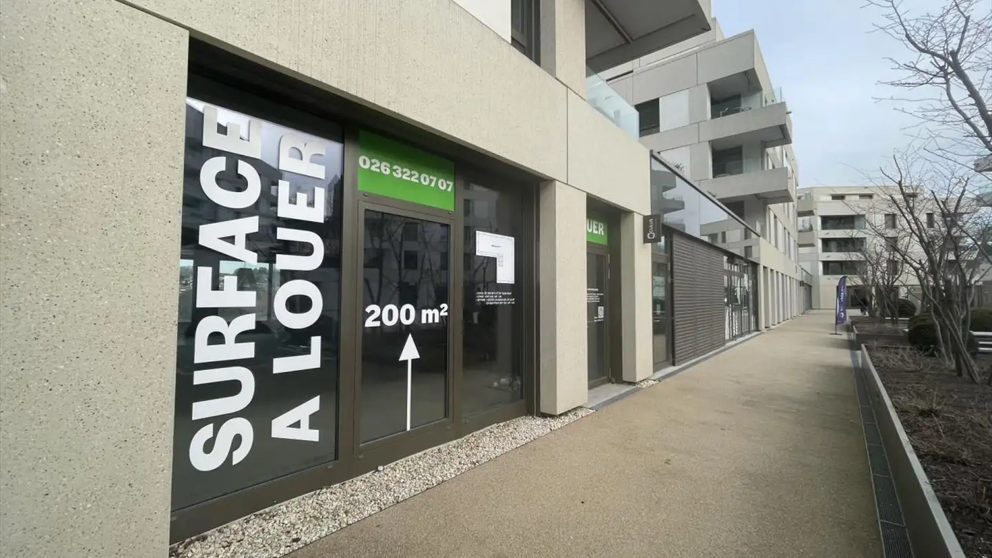 Commerciale in affitto - Avenue De La Gare 11, 1680 Romont FR - Photo 3