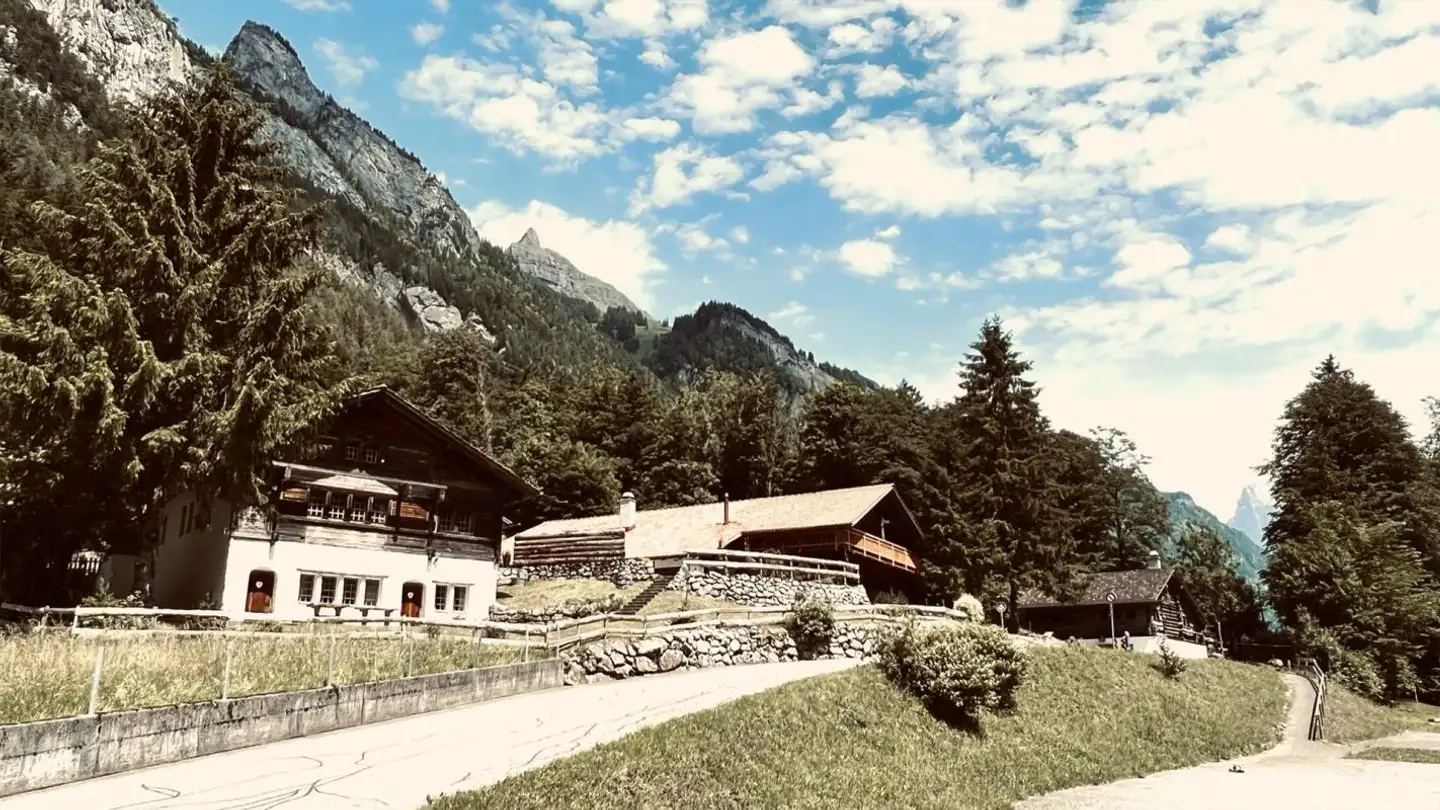 Edificio ad uso misto in vendita - Am Chienbach 96, 3815 Gündlischwand - Photo 2