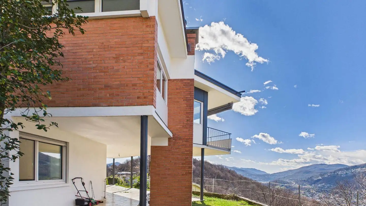 Einfamilienhaus kaufen - Via Al Perato 31, 6932 Breganzona