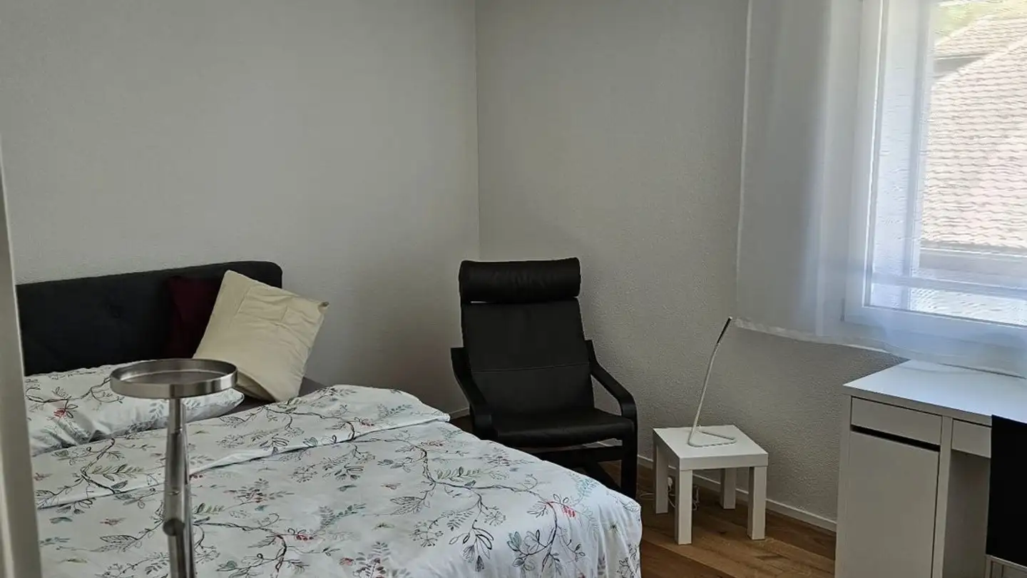 Chambre à louer - Bahnhofstrasse 2, 6037 Root