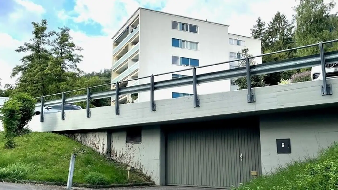 Underground parking space for rent - Quellenstrasse 1, 8134 Adliswil