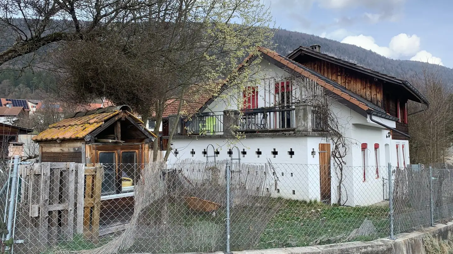 Einfamilienhaus mieten - Les Vies 20, 2732 Loveresse