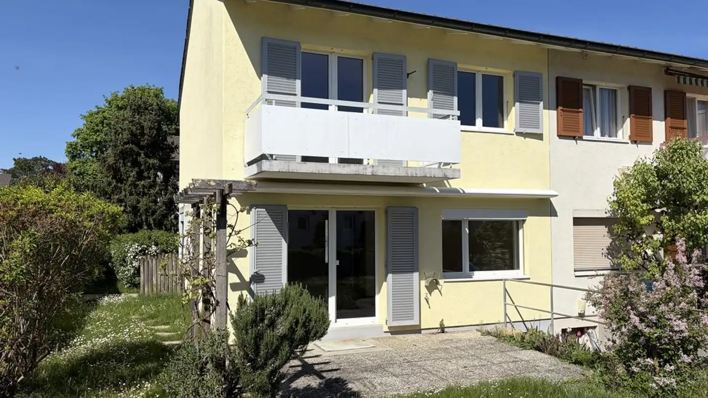 Einfamilienhaus mieten - Eggfluhstrasse 38, 4153 Reinach BL
